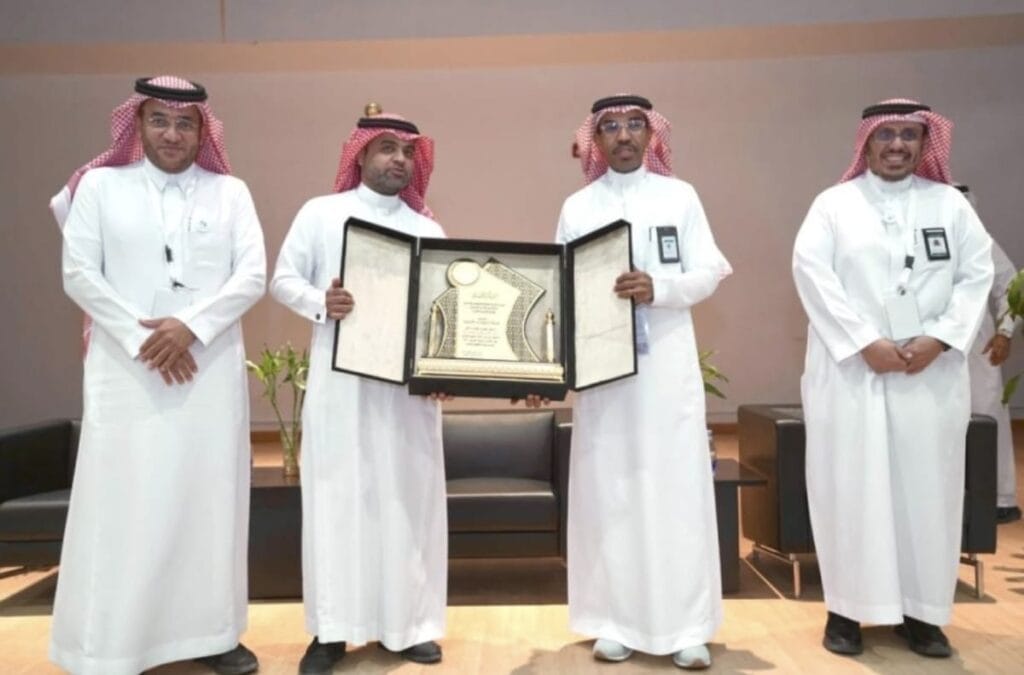 طلبة متميزون بتعليم الأحساء يستعرضون تجاربهم في تحقيق جوائز دولية