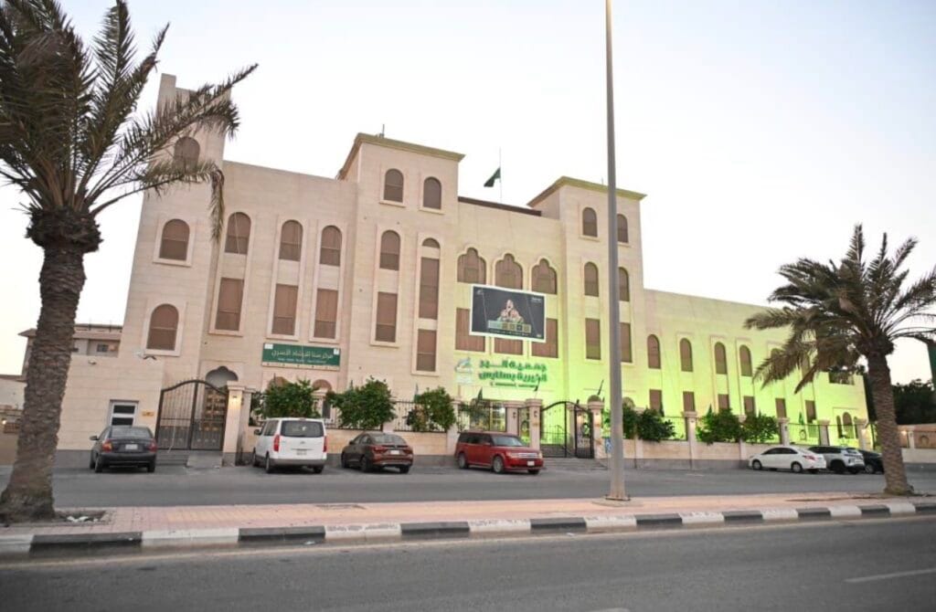 بعد إنجاز 56% لمبادرة “إفطار صائم”.. بر سنابس تودع الدفعة الأولى.. وباب العطاء مازال مفتوحّا لأهله