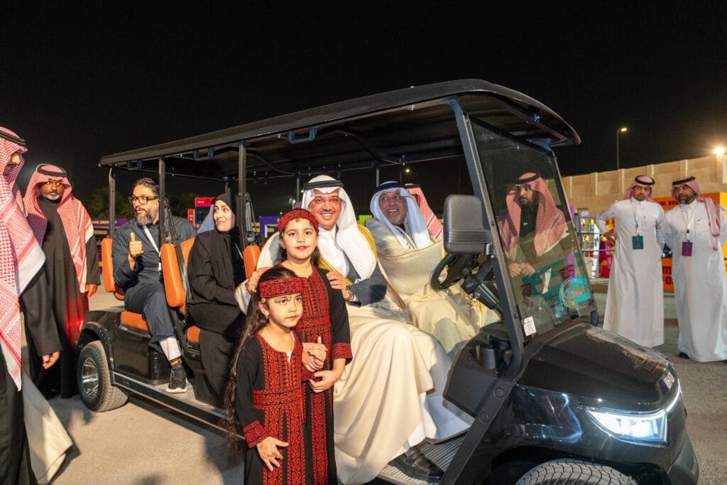 سمو محافظ الأحساء يرعى احتفال الأهالي بيوم التأسيس