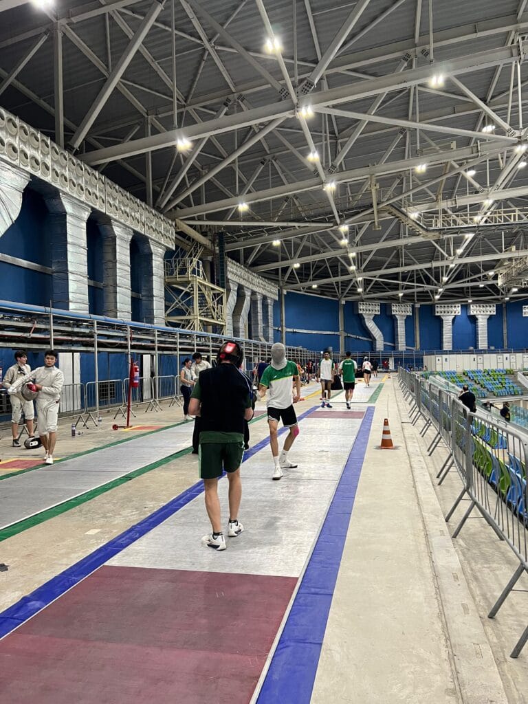 المنتخب السعودي للمبارزة يدشّن مشاركته بطولة العالم