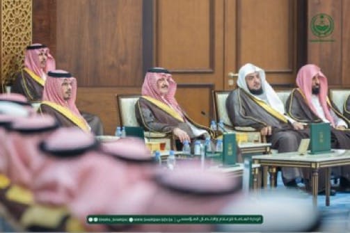 مركز المدينة التشغيلية يعزز السلامة وجودة الحياة.. أمير الشرقية يطّلع على مشاريع الأمانة الذكية