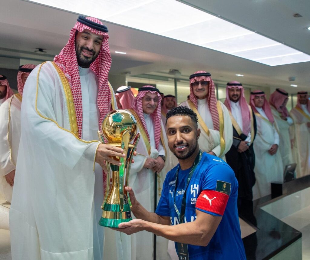 الهلال بطلاً لكأس خادم الحرمين الشريفين للمرة العاشرة بعد انتصار مثير على الخلود