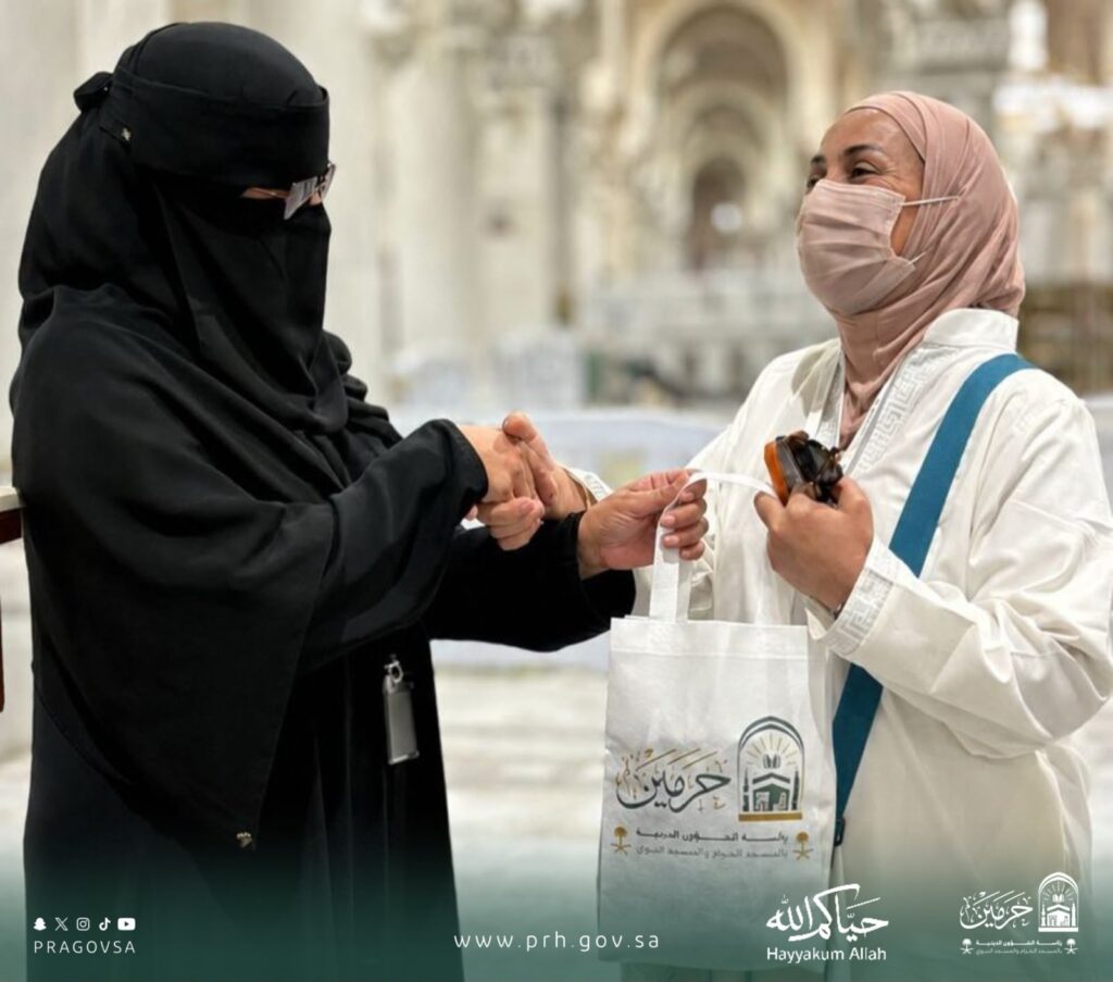 المرأة في رئاسة الشؤون الدينية.. عطاء ديني وإنساني وإثرائي أسهم في نجاح موسم الحج