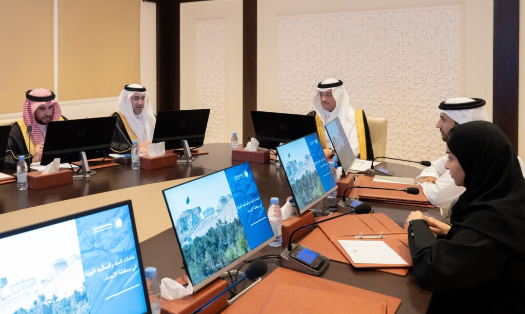 سمو محافظ الأحساء يطّلع على أعمال شركة المياه الوطنية وخططها التشغيلية بالمحافظة