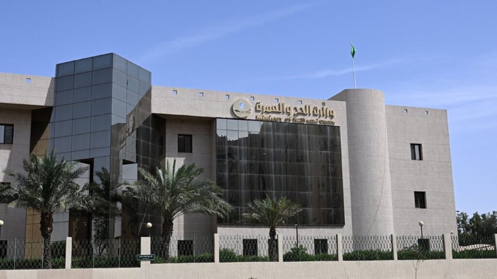 ارتفاع القادمين بتأشيرات العمرة إلى 931.5 ألف معتمر بنمو 22.5% منذ بداية الموسم