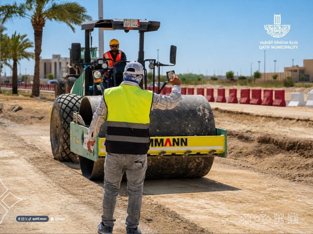 بلدية القطيف تبدأ المرحلة الثانية من مشروع تطوير وأنسنة شارع الرياض