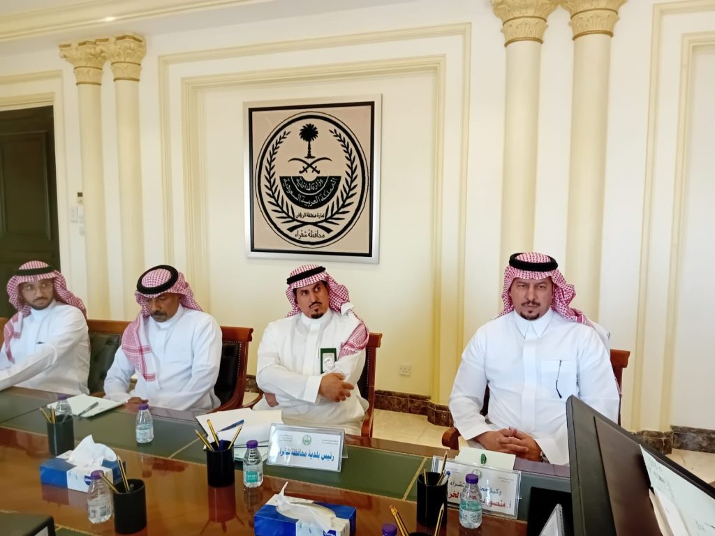 محافظ شقراء يرأس اجتماع اللجنة المنظمة لمهرجان “فلفل شقراء السادس”