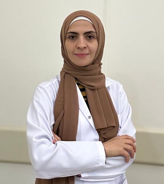 في حوار عن قصر النظر عند الأطفال..د.إسراء رمضان اختصاصية طب وجراحة العيون بمستشفيات الحمادي: