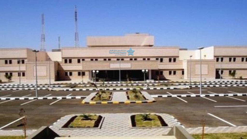 مستشفى حقل العام يقدم أكثر من 171 ألف خدمة صحية خلال النصف الأول من عام 2026