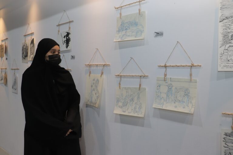 لأول مرة معرض فني يخصص للاسكتشات *١٤٨ عملاً في معرض جمعية الثقافة والفنون بالدمام ( الاسكتش )