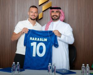 الفتح يتعاقد مع الدولي السلوفاكي لوكاس هراسلين حتى 2029