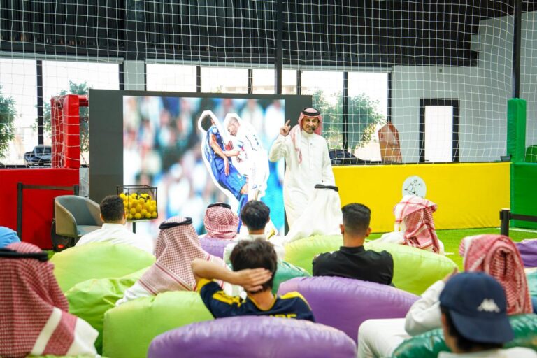 تزامناً مع اليوم العالمي للشباب.. جمعية بناء تنظم محاضرة «المحترفون بالعمل»